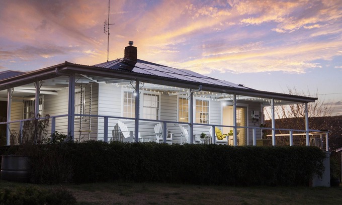 Meroo House | A perfect place to rest, relax and reconnect with friends or family.