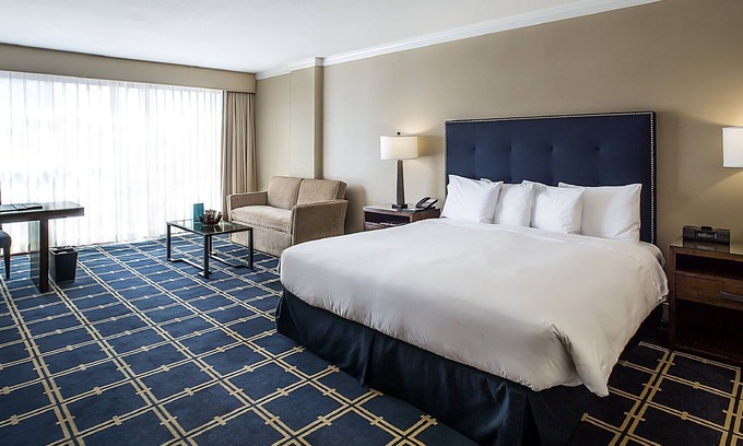 Sunnyvale West Hotel | A Place You'll Surely Enjoy! Outdoor Pool, Pets Allowed, Free Parking