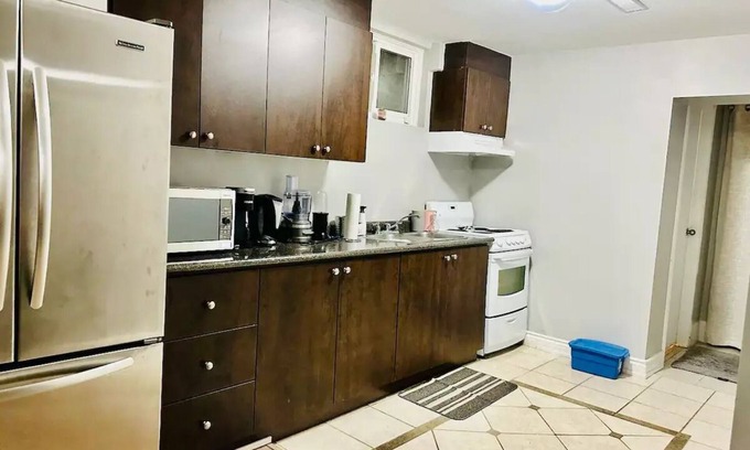 Pickering Apartment | A Serene & Peaceful Karma Retreat