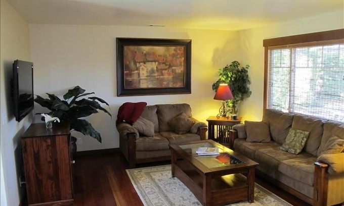 Los Olivos House | A Slice of Heaven in Los Olivos