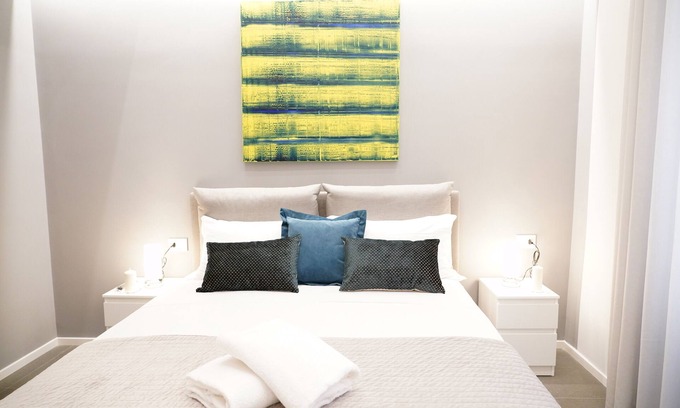 Quartieri Spagnoli Apartment | A stone's throw from Via Toledo - Naples