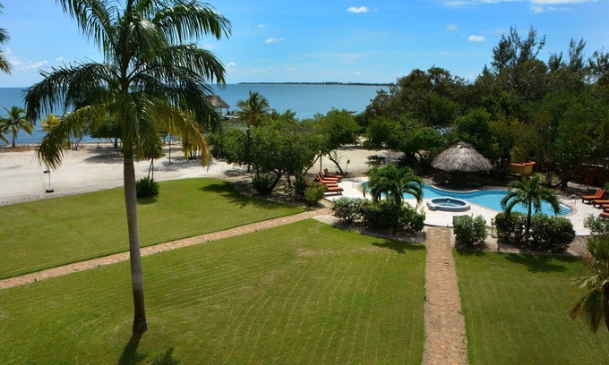 Cocoplum Condo | A Tropical Treasure - 'Gibnut' Oceanfront Condo