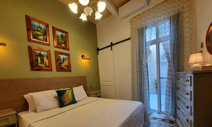 Mqabba House | A typical authentic Maltese style House near the airport.