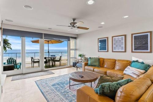Carlsbad Village House | A Wave From It All