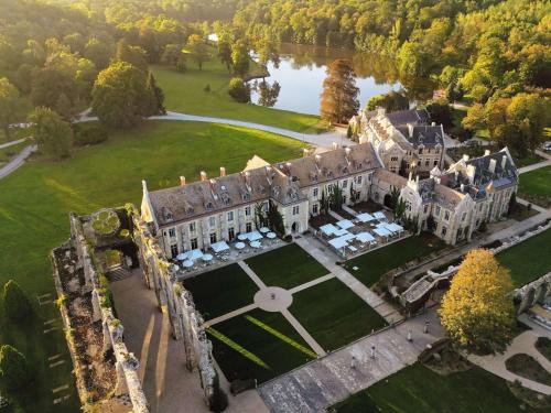 Cernay-la-Ville Hotel | Abbaye Des Vaux De Cernay