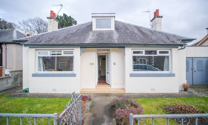Inverness House | Abdul - 61 Lochalsh Road