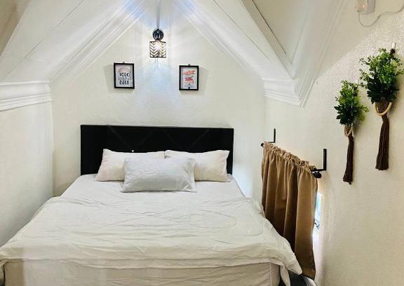 Kampung Nail House | Abe.Cottage 2