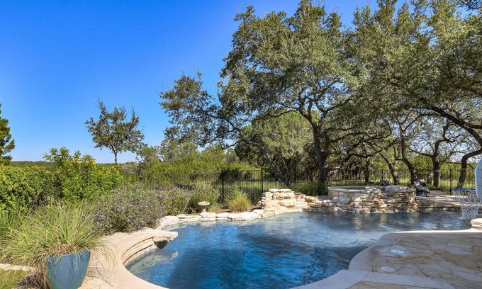 Lakeway House | Above Austin Preserve I Pool/Spa | Pool Table/Ping Pong I Long Term