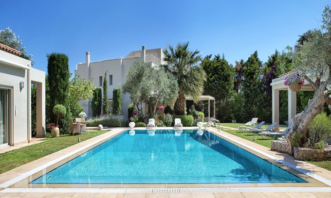 Chalcis Villa | Acanthus Villa-next to the beach- with sharing swimming pool