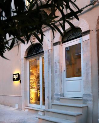 Ragusa House | ACANTO -Viaggio Barocco