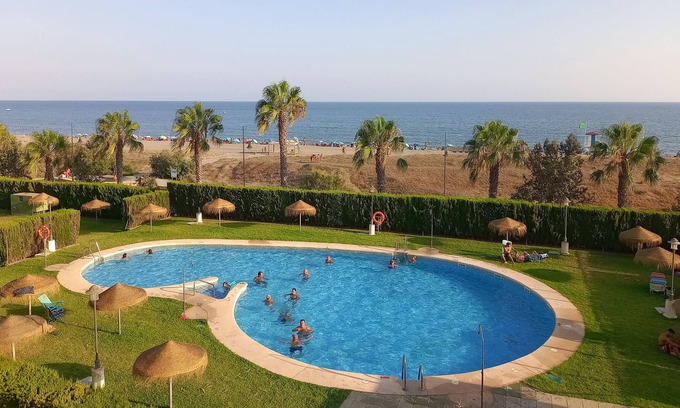 Almerimar Apartment | Accessible Holiday Apartment 'Victoria' with Sea View, Pool & Wi-Fi