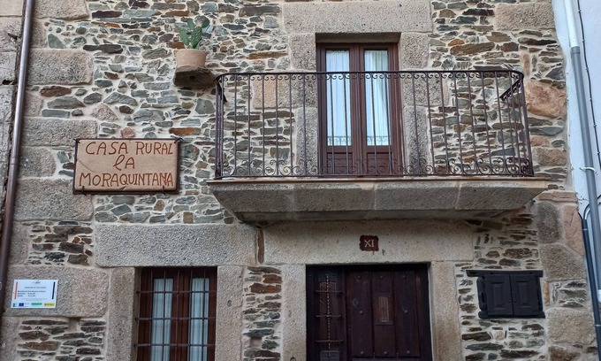 Santibanez el Bajo Cottage | Acogedora Casa Rural La Moraquintana Ideal Familias