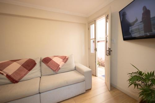 Ouro Preto House | Aconchego da Helô 03