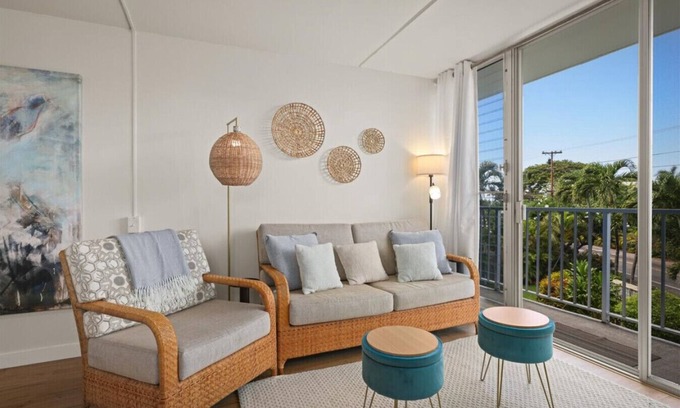 Puako Condo | Across from the Beach - Sunsets, Ocean and Turtles