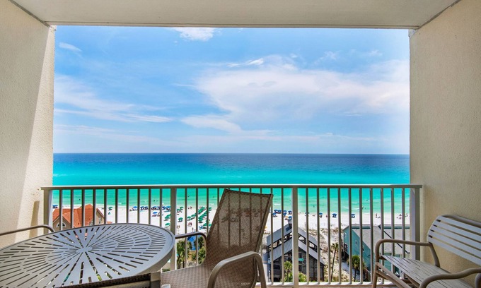 Fort Walton Beach - Destin Condo | 🌊Across the Street from Private Beach-Gulf Views-2BR Leeward Key 904🌊