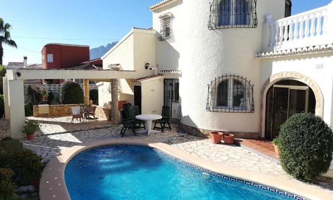 Els Poblets Villa | Adel Locdenia