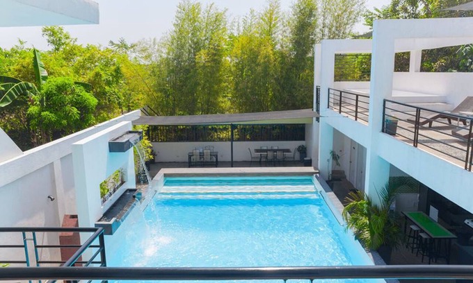 Pansol House | ADMIRIA 2 Resort can be used for intimate/small/family occasions/parties.