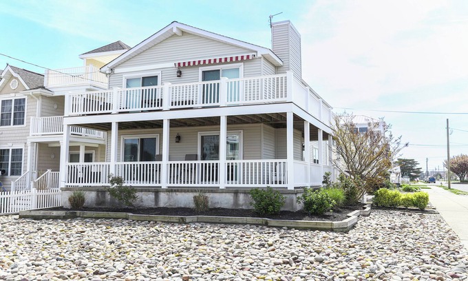 Brigantine Condo | Adorable 2 Bed/2 Bath Brigantine Vacation Rental