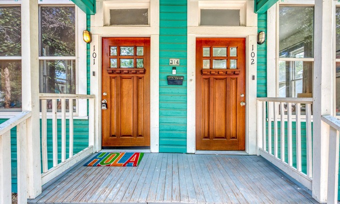 Southtown Apartment | Adorable Apt Near Downtown | Ideal for Longer Stays