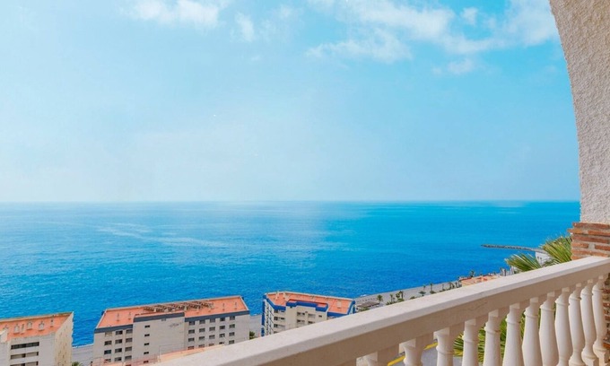 Velilla-Taramay Resort | Adosadas Lambda Deluxe Almuñécar by Ruralidays