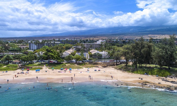 Kihei Hotel | AEI at Maui Banyan