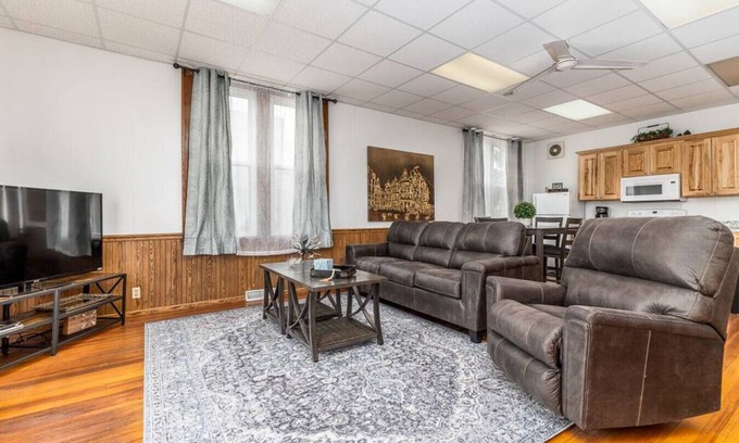 Scales Mound Apartment | Affordable and Close to Galena 1 bedroom