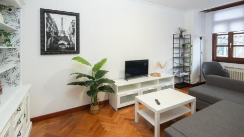 Carballo Apartment | AG Piso Valle Inclán en el centro de Carballo