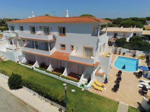 Olhos D'Agua Hotel | Agua Marinha ROSA- Hotel