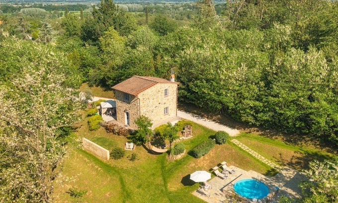 SantʼAndrea di Compito Villa | Ai Due Cuori 4, Emma Villas