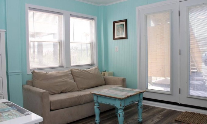 Ocean City Beach Condo | Aint Dat A Beach I - 1BR Lower Unit on the 2nd Row