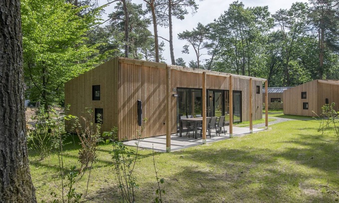 Municipality of Geldrop-Mierlo Ski Chalet | Air-Conditioned Chalet near Eindhoven