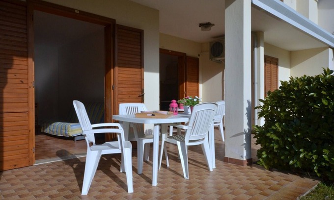 Bibione Apartment | Airy Apartment with Lovely Private Garden