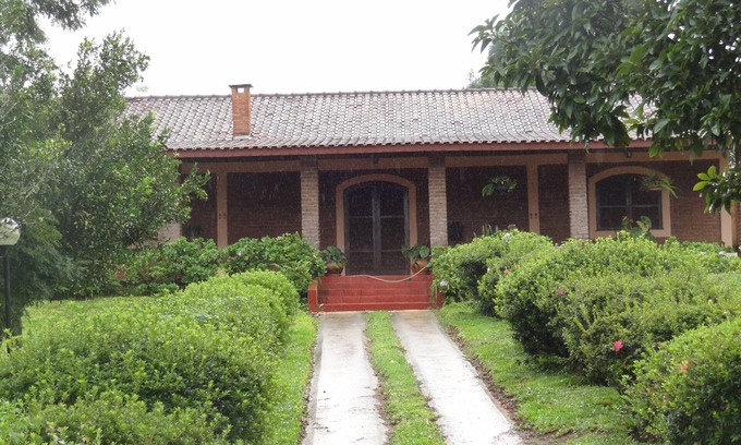 Ibiuna Cottage | Airy, cozy country house with pool and green areas