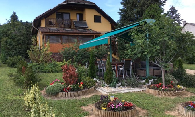 Revfulop Apartment | Aktiv pihenés apartman