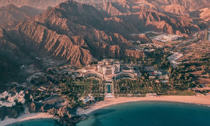 Al-Bustan Resort | Al Bustan Palace, a Ritz-Carlton Hotel
