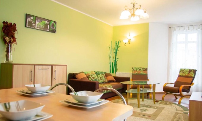 Kolobrzeg Apartment | AL-DOM apartamenty BAMBUSOWY DREAM