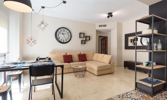 Ensanche Centro Apartment | Alameda de Colón Relax & Quiet Business & Family