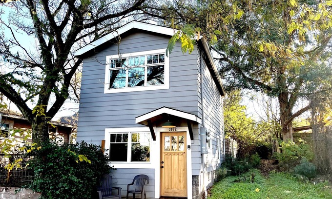 Alberta Arts District House | Alberta Arts Treehouse