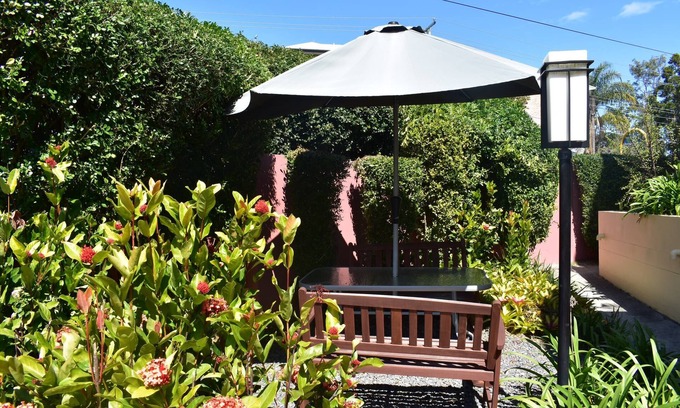 Albion Hotel | Albion Manor