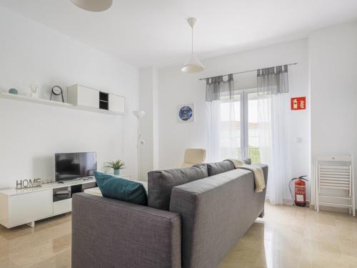 Alcala Del Rio Apartment | Alcalá del rio 2B