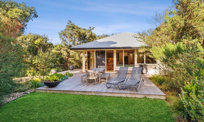 Point Lonsdale House | Alexander in Old Lonnie