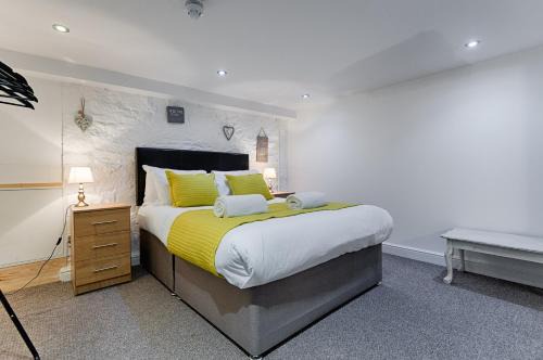 Gorseinon Apartment | Alexandra Cottage