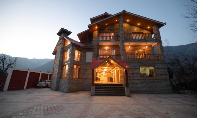 Manali Bed & Breakfast | Alexandra Cottages