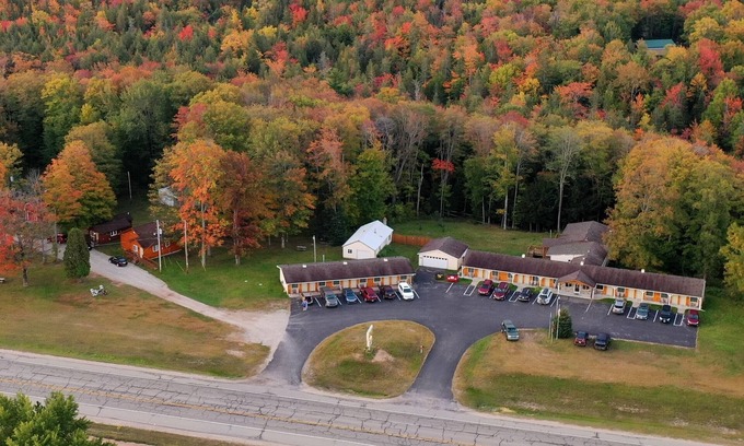 Wetmore Hotel | Alger Falls Motel