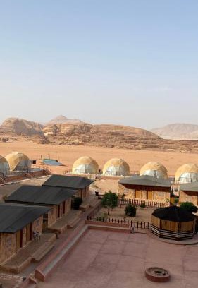 Wadi Rum House | Ali with the stars