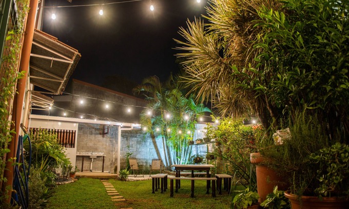 Agonia House | Alice y Juancito Boutique Hotel