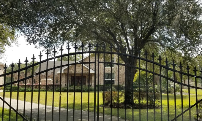 Lutz House | All-Inclusive Events Celebration, 1 free night!