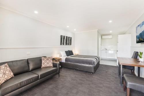 White Hills Hotel | Allara Motor Lodge
