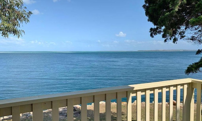Amity Point House | Allies Place