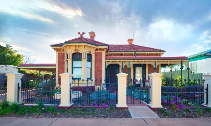 Kalgoorlie House | Allora House Kalgoorlie